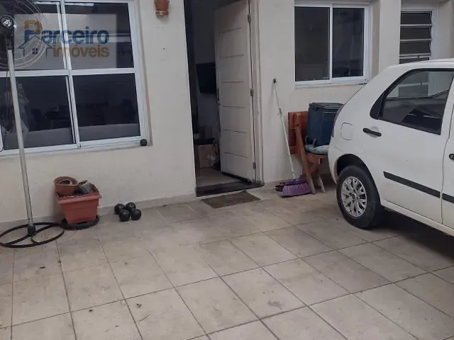 Sobrado 2 quartos e 2 banheiros, à venda, no bairro Jardim Fernandes em São Paulo