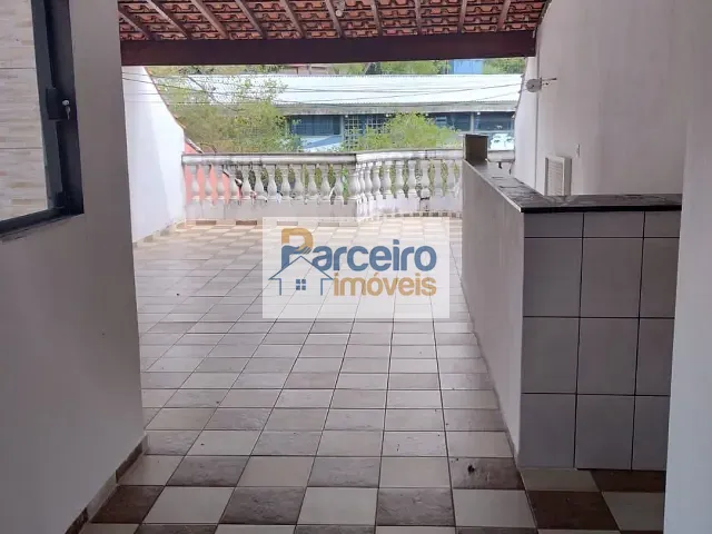 Sobrado 3 quartos e 3 banheiros, à venda, no bairro Cidade Satélite Santa Bárbara em São Paulo