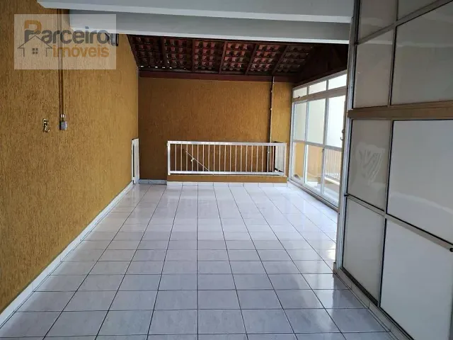 Sobrado 3 quartos e 3 banheiros, à venda, no bairro Vila Carrão em São Paulo