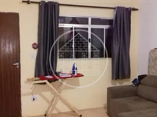 Sobrado com 250m² 4 quartos e 4 banheiros, à venda, no bairro Jardim Angelina em São Paulo