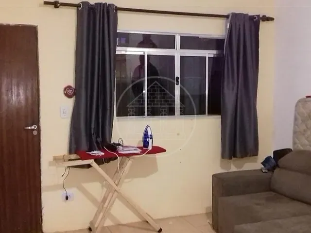 Sobrado com 250m² 4 quartos e 4 banheiros, à venda, no bairro Jardim Angelina em São Paulo
