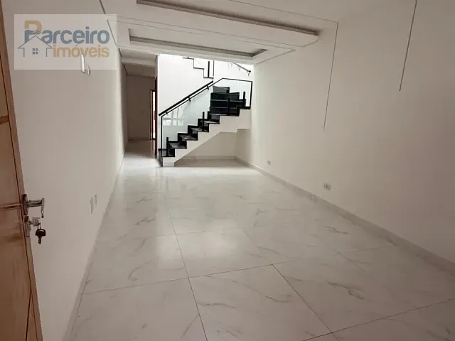 Sobrado com 124m² 3 quartos e 1 banheiro, à venda, no bairro Vila Ré em São Paulo