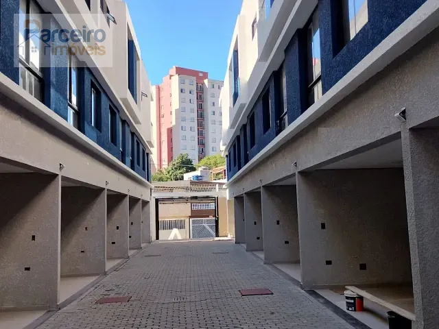 Sobrado 2 quartos e 2 banheiros, à venda, no bairro Itaquera em São Paulo
