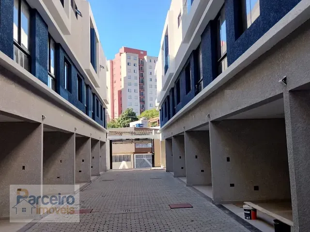 Sobrado 2 quartos e 2 banheiros, à venda, no bairro Itaquera em São Paulo