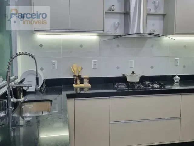 Sobrado 3 quartos e 2 banheiros, à venda, no bairro Vila Nova Savoia em São Paulo