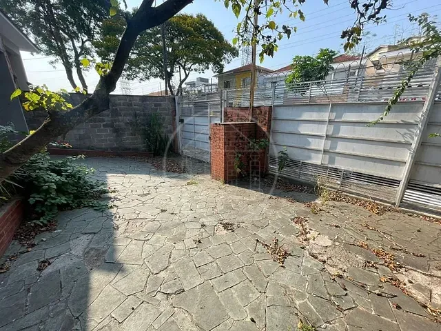 Sobrado com 343m² 4 quartos e 5 banheiros, à venda ou para alugar, no bairro Planalto Paulista em São Paulo