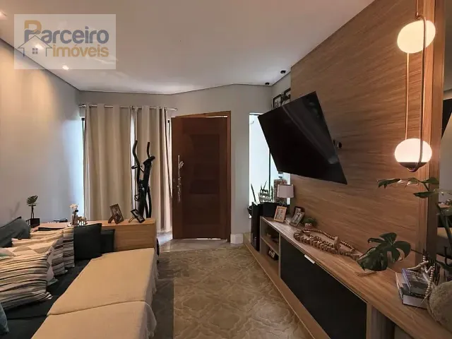 Sobrado 3 quartos e 3 banheiros, à venda, no bairro Vila Carrão em São Paulo