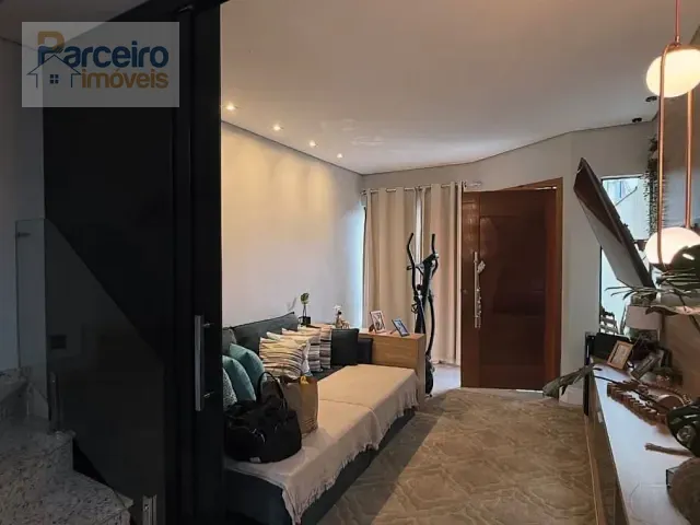 Sobrado 3 quartos e 3 banheiros, à venda, no bairro Vila Carrão em São Paulo