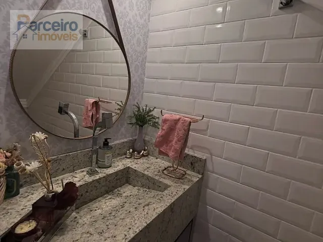 Sobrado 3 quartos e 3 banheiros, à venda, no bairro Vila Carrão em São Paulo