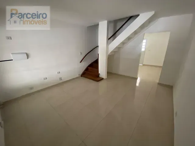 Sobrado com 100m² 2 quartos e 1 banheiro, para alugar, no bairro Vila Aricanduva em São Paulo