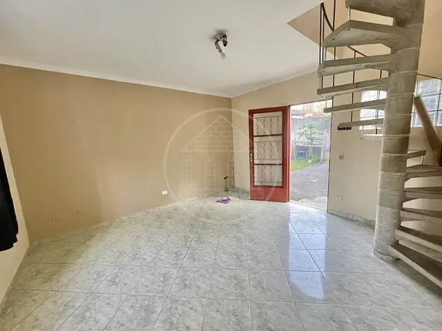 Sobrado com 400m² 5 quartos e 3 banheiros, à venda, no bairro Jardim Pouso Alegre em São Paulo