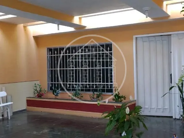Sobrado com 182m² 3 quartos e 2 banheiros, à venda, no bairro Jardim Santa Helena em São Paulo