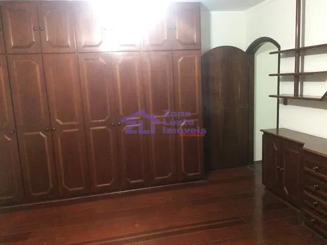 Sobrado com 150m² 3 quartos e 2 banheiros, para alugar, no bairro Vila Gomes Cardim em São Paulo