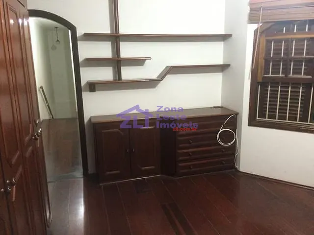 Sobrado com 150m² 3 quartos e 2 banheiros, para alugar, no bairro Vila Gomes Cardim em São Paulo