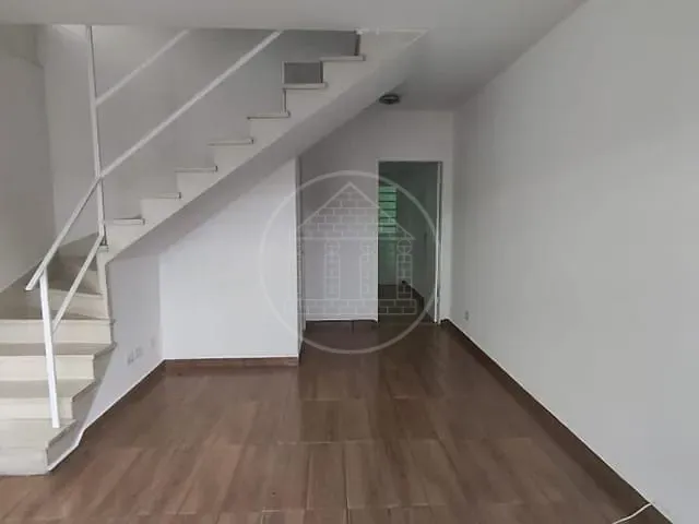 Sobrado com 120m² 2 quartos e 2 banheiros, à venda, no bairro Cidade Dutra em São Paulo