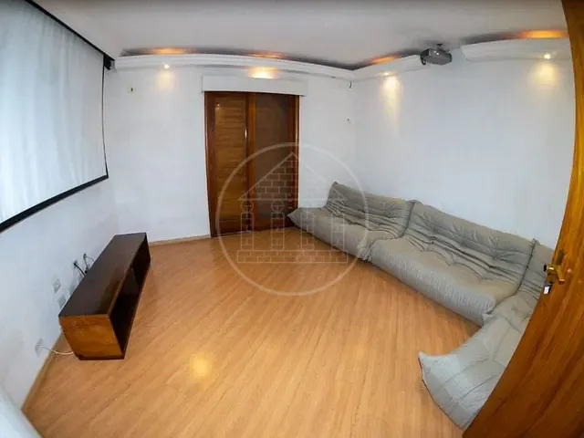 Sobrado com 422m² 4 quartos e 6 banheiros, à venda, no bairro Alphaville 11 em Santana de Parnaíba