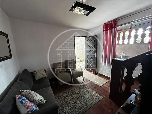 Sobrado com 140m² 3 quartos e 2 banheiros, à venda, no bairro Jardim Zilda em São Paulo