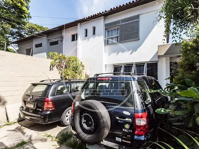 Sobrado com 155m² 4 quartos e 3 banheiros, à venda ou para alugar, no bairro Campo Belo em São Paulo