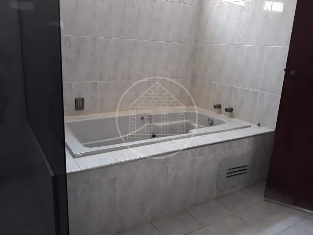 Sobrado, 4 quartos, 375 m² - Foto 34