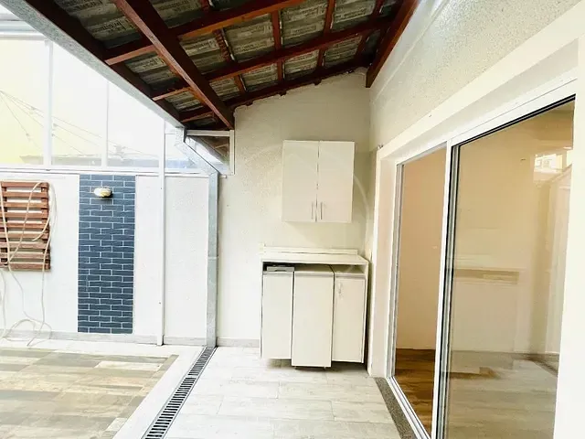 Sobrado com 120m² 3 quartos e 2 banheiros, à venda ou para alugar, no bairro Parque Alto do Rio Bonito em São Paulo