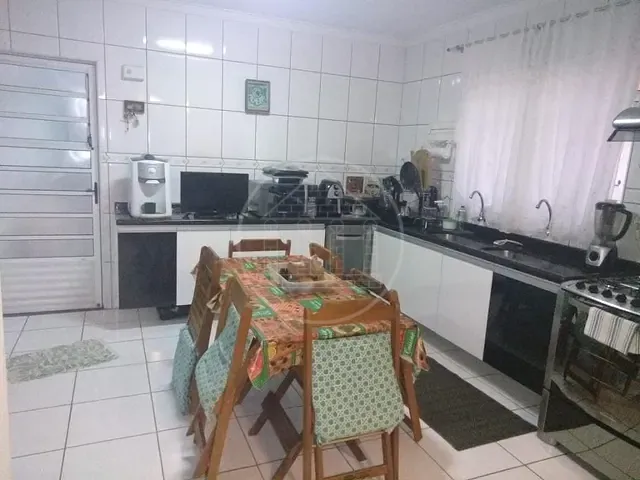 Sobrado com 125m² 4 quartos e 2 banheiros, à venda, no bairro Parque Cocaia em São Paulo