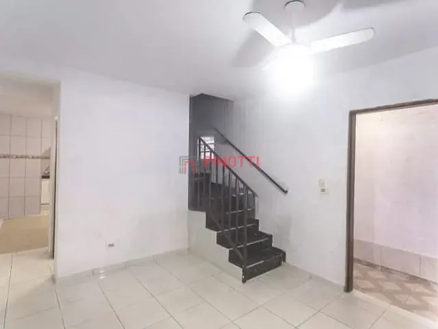 Sobrado 3 quartos e 3 banheiros, à venda, no bairro Alves Dias em São Bernardo do Campo