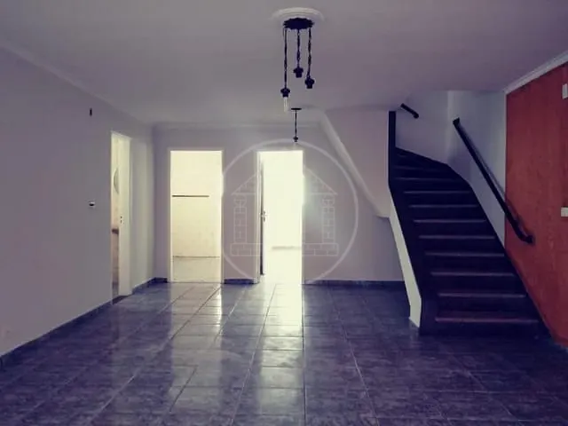 Sobrado com 200m² 4 quartos e 4 banheiros, à venda, no bairro Jardim Consórcio em São Paulo