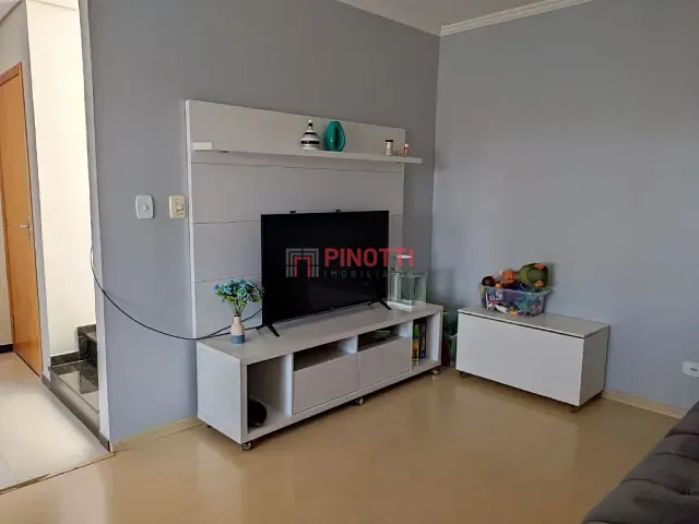 Sobrado 3 quartos e 2 banheiros, para alugar, no bairro Jardim Brasilândia em São Bernardo do Campo