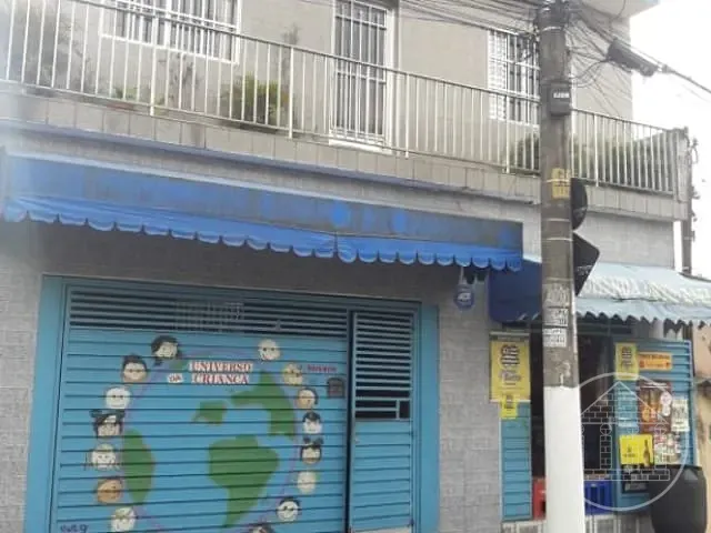 Sobrado com 250m² 4 quartos e 8 banheiros, à venda, no bairro Jardim Maria Fernandes em São Paulo