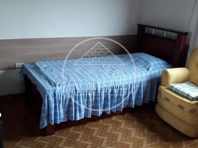 Sobrado com 250m² 4 quartos e 8 banheiros, à venda, no bairro Jardim Maria Fernandes em São Paulo