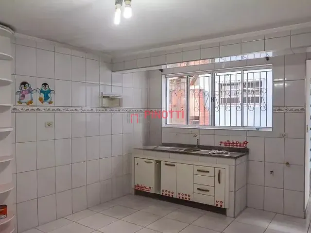 Sobrado 2 quartos e 2 banheiros, à venda, no bairro Vila Vivaldi em São Bernardo do Campo
