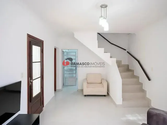 Sobrado com 120m² 3 quartos e 1 banheiro, para alugar, no bairro Santa Maria em São Caetano do Sul