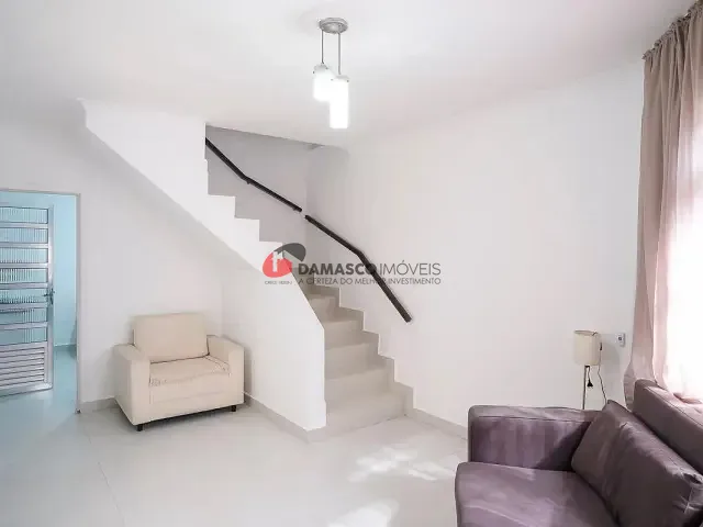 Sobrado com 120m² 3 quartos e 1 banheiro, para alugar, no bairro Santa Maria em São Caetano do Sul