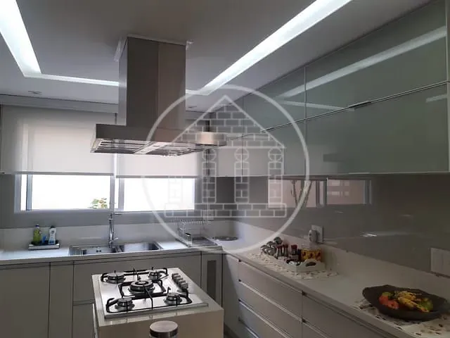 Sobrado com 280m² 3 quartos e 5 banheiros, à venda, no bairro Jardim São Nicolau em São Paulo