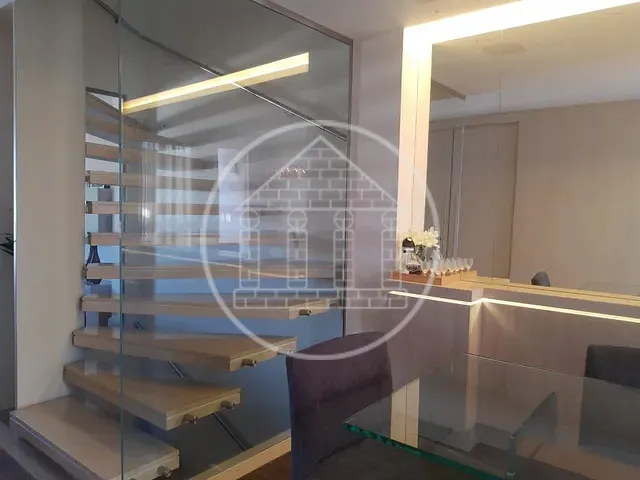 Sobrado com 280m² 3 quartos e 5 banheiros, à venda, no bairro Jardim São Nicolau em São Paulo