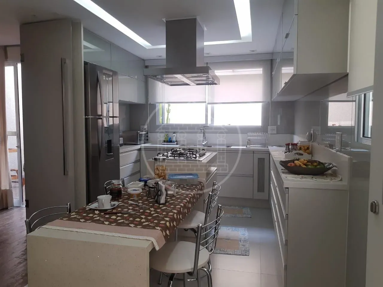 Sobrado, 3 quartos, 300 m² - Foto 26