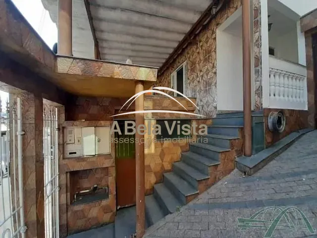 Sobrado com 250m² 3 quartos e 2 banheiros, à venda, no bairro UMUARAMA em Osasco