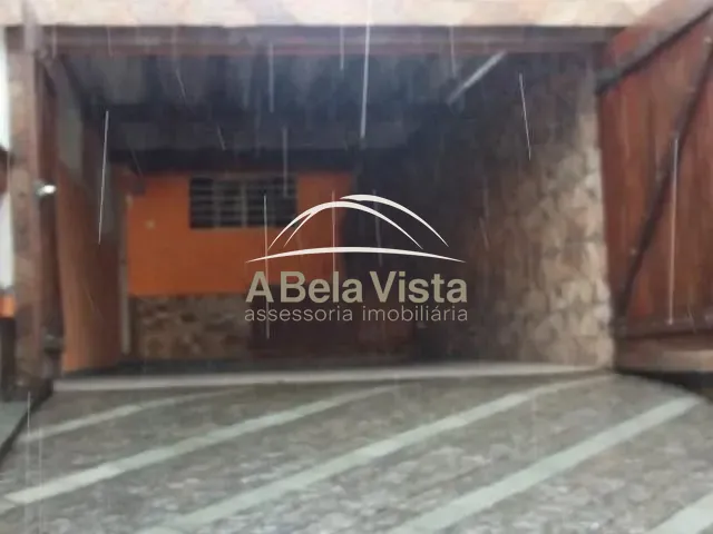 Sobrado com 250m² 3 quartos e 2 banheiros, à venda, no bairro UMUARAMA em Osasco