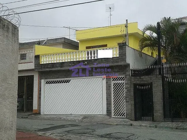 Sobrado com 1m² 3 quartos e 2 banheiros, à venda, no bairro Vila Santa Virginia em São Paulo