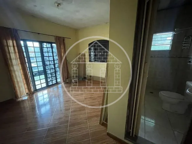 Sobrado com 220m² 4 quartos e 3 banheiros, à venda, no bairro Jardim Rosalina em São Paulo