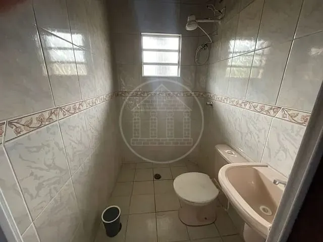 Sobrado com 220m² 4 quartos e 3 banheiros, à venda, no bairro Jardim Rosalina em São Paulo