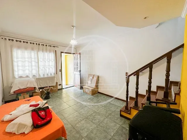 Sobrado com 85m² 3 quartos e 1 banheiro, à venda, no bairro Jardim Vaz de Lima em São Paulo