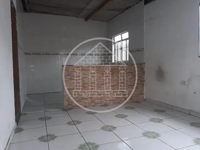 Sobrado com 250m² 4 quartos e 2 banheiros, à venda, no bairro Parque Santa Cecília em São Paulo