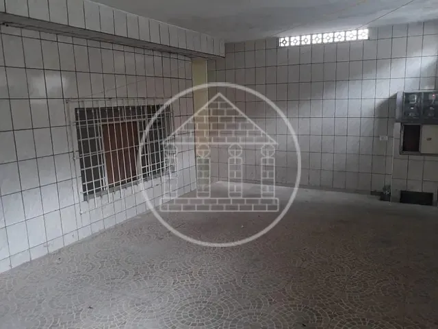 Sobrado com 250m² 4 quartos e 2 banheiros, à venda, no bairro Parque Santa Cecília em São Paulo