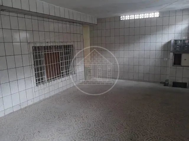Sobrado com 250m² 4 quartos e 2 banheiros, à venda, no bairro Parque Santa Cecília em São Paulo