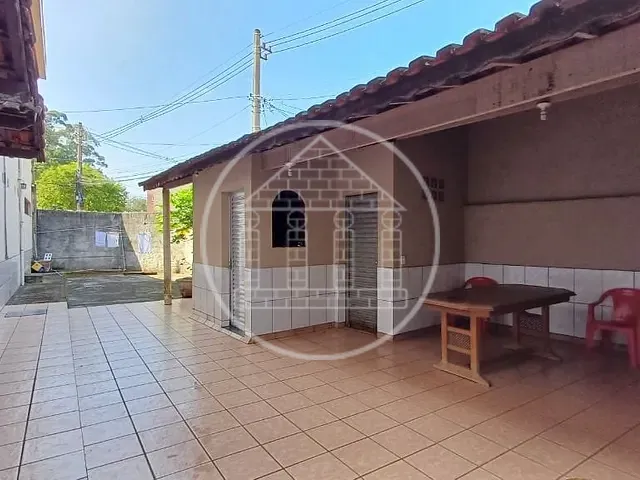 Sobrado com 294m² 3 quartos e 3 banheiros, à venda, no bairro Jardim Maria Amália em São Paulo