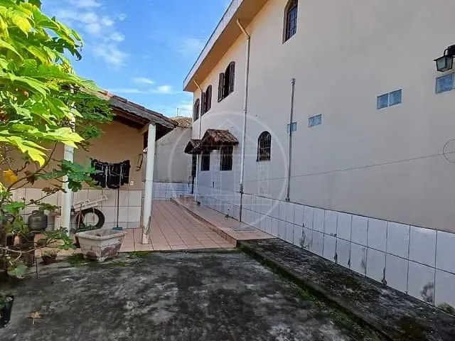 Sobrado com 294m² 3 quartos e 3 banheiros, à venda, no bairro Jardim Maria Amália em São Paulo
