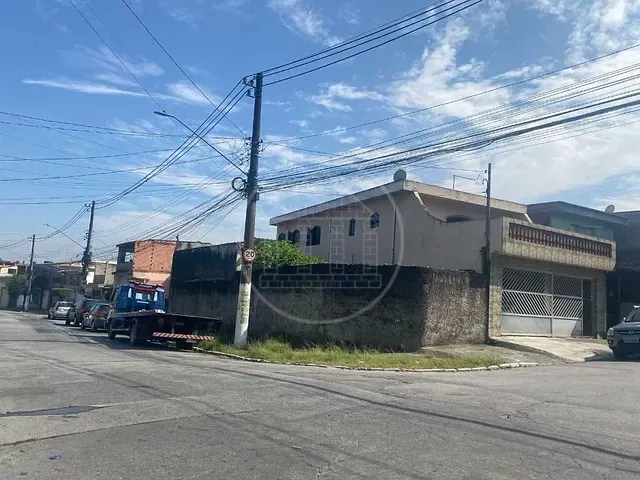 Sobrado com 294m² 3 quartos e 3 banheiros, à venda, no bairro Jardim Maria Amália em São Paulo