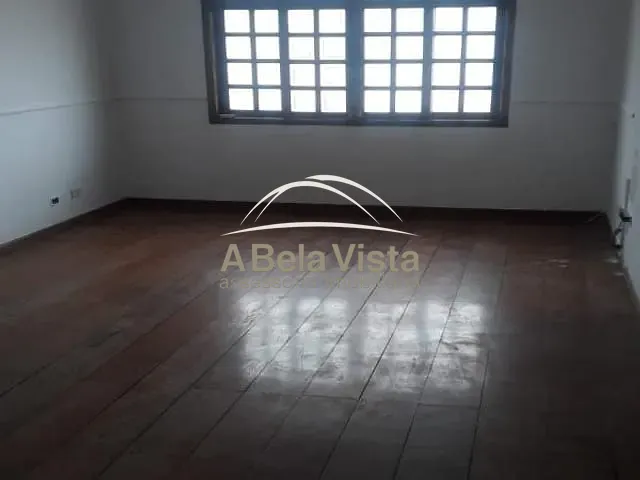 Sobrado com 162m² 3 quartos e 2 banheiros, à venda, no bairro CIPAVA em Osasco
