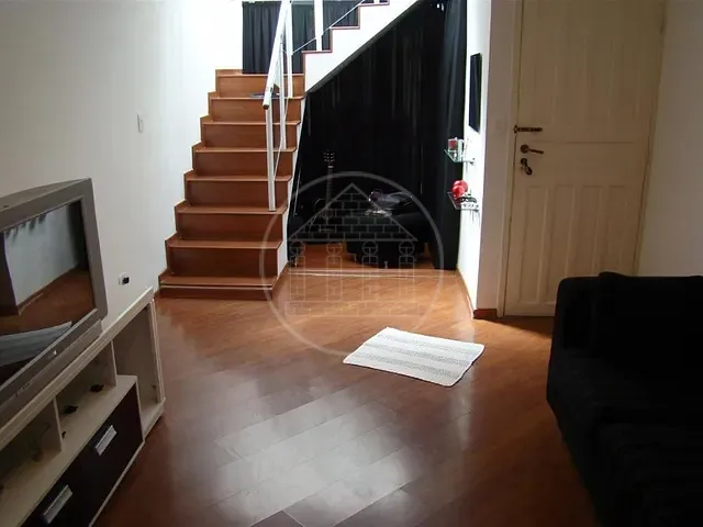 Sobrado com 89m² 3 quartos e 1 banheiro, à venda, no bairro Jardim Marcel em São Paulo